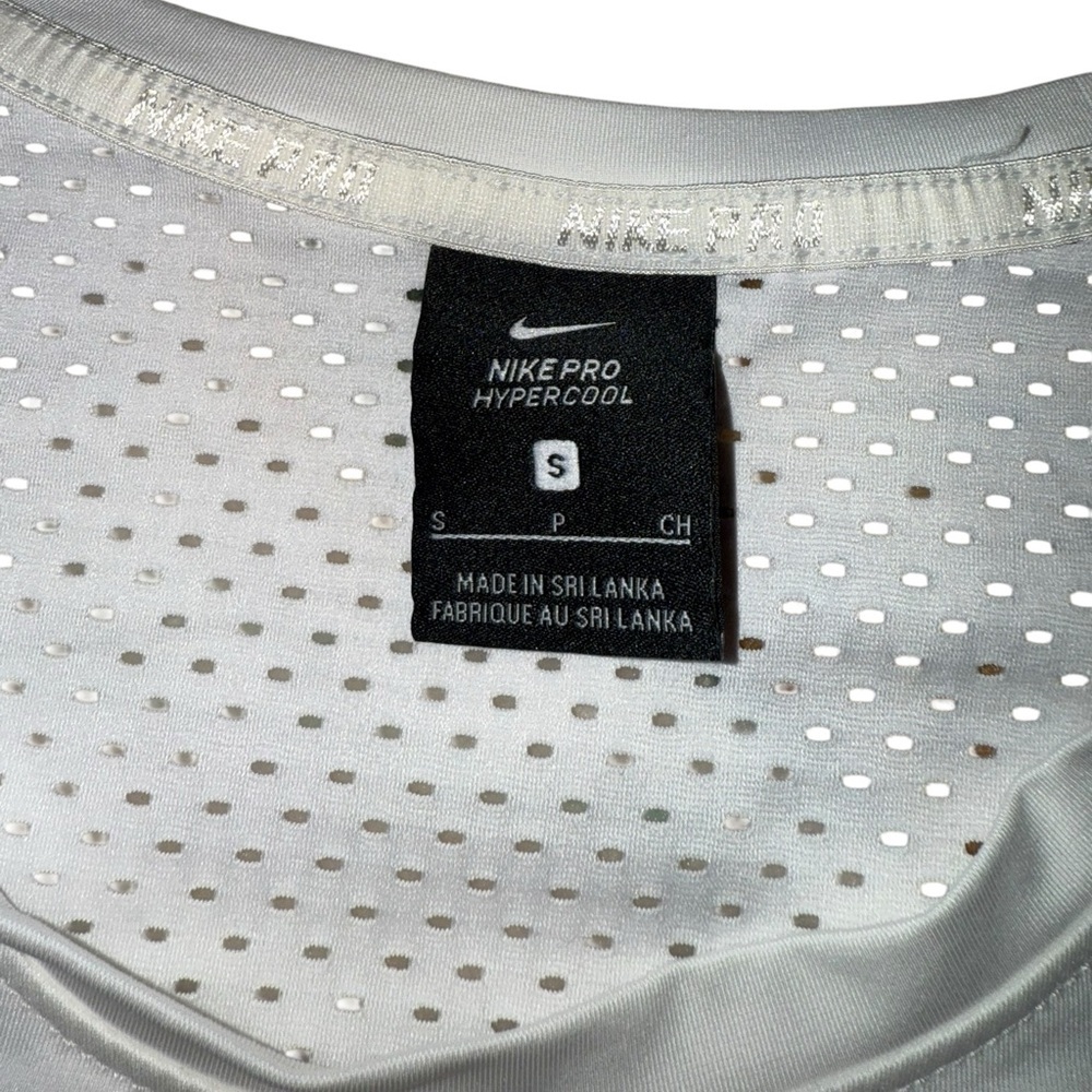 Nike Pro HyperCool White Mesh Long Sleeve Crop Top Size Small - Picture 6 of 7